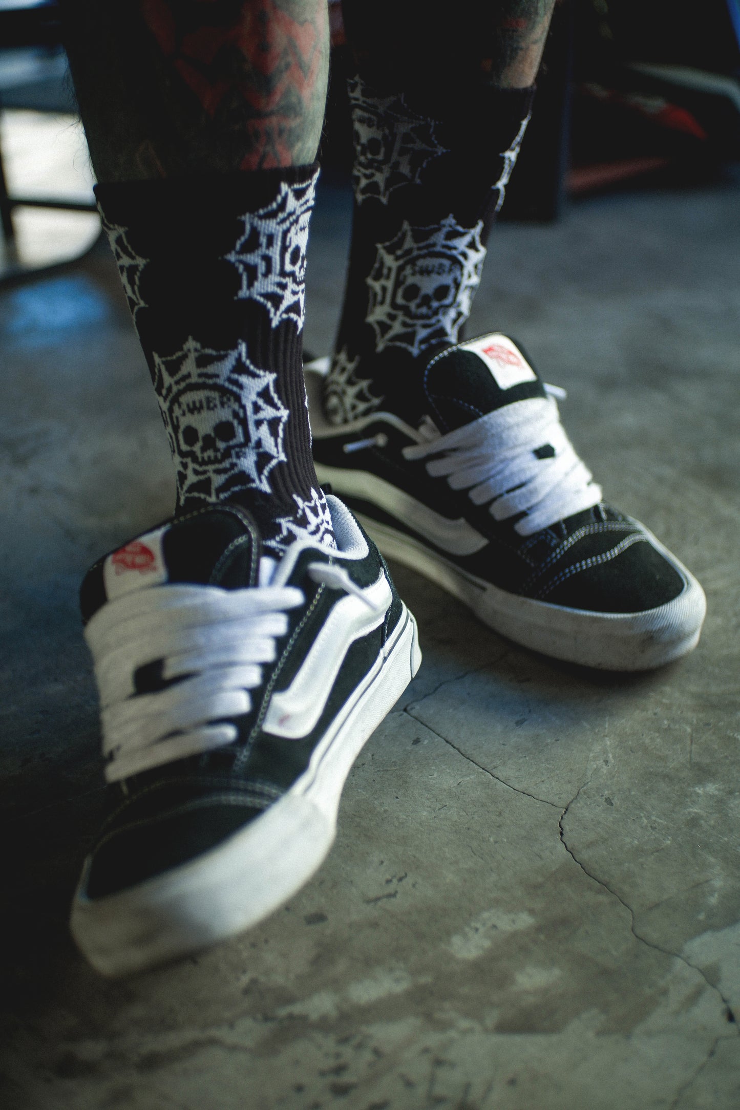ARACHNIA PATTERN (BLACK) CREW SOCKS