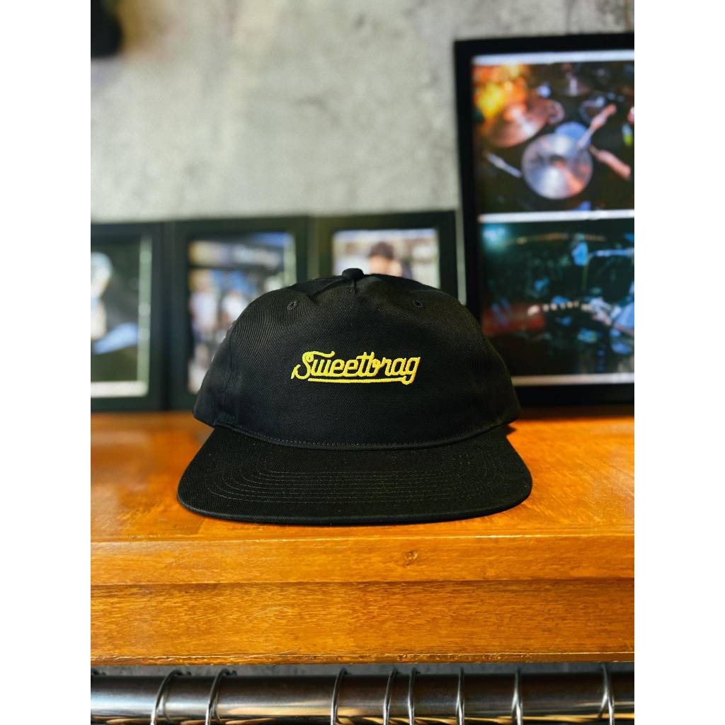 THREADS SNAPBACK BLACK